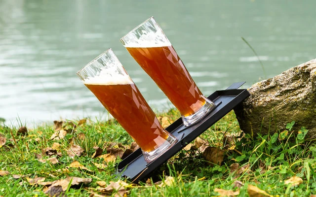 Silwy® Bier Magnet-Kunststoffgläser Inkl. Metallische Gel-Untersetzer 2 Stück (500 Ml) 2 Silwy® Bier Magnet-Kunststoffgläser Inkl. Metallische Gel-Untersetzer 2 Stück (500 Ml) – Bild 2