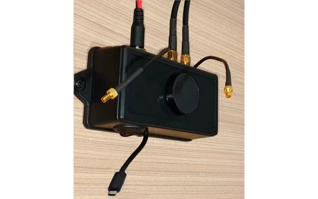 Falcon EVO 5G LTE Dachantenne Mit Mobilem 1800 Mbit/s 5G Cat 20 Router 4 Falcon EVO 5G LTE Dachantenne Mit Mobilem 1800 Mbit/s 5G Cat 20 Router – Bild 4